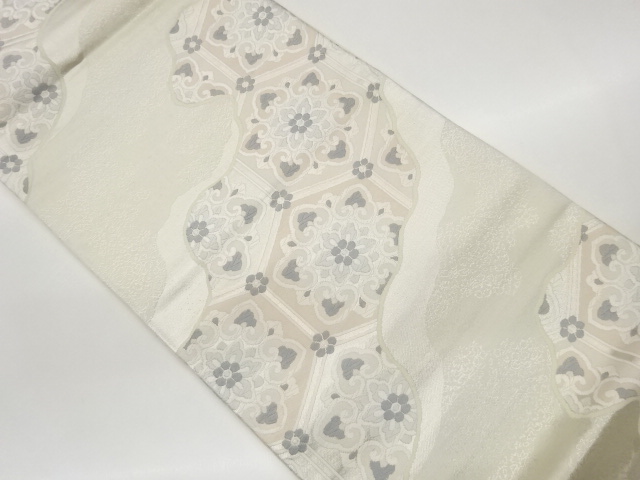 道長取に華文模様織出し袋帯